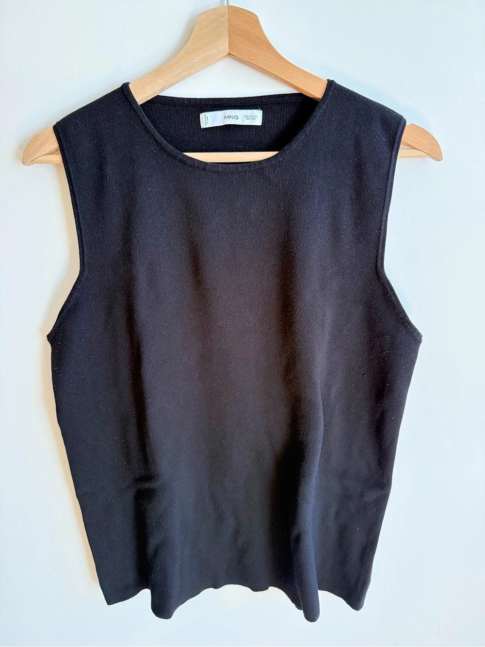 Black mango Tank Top